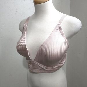 adrienne vittadini | Elegant Pink Striped Bra 38D